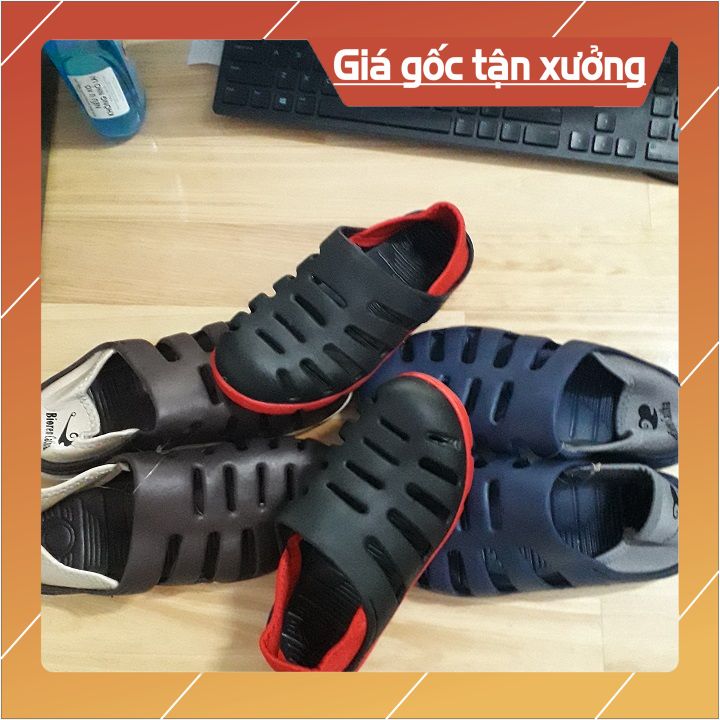 giay nhụa đi mưa