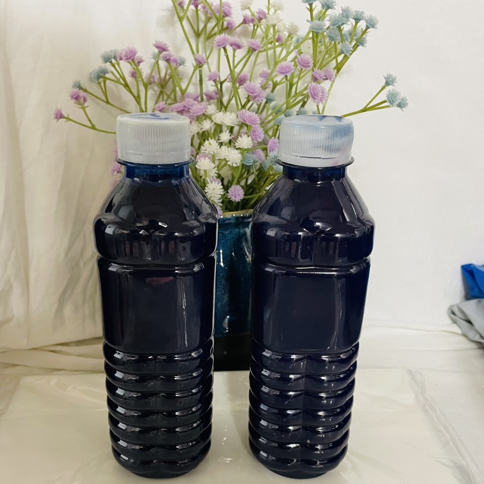 Mực viết bảng bida. Tẩy xoá được.
