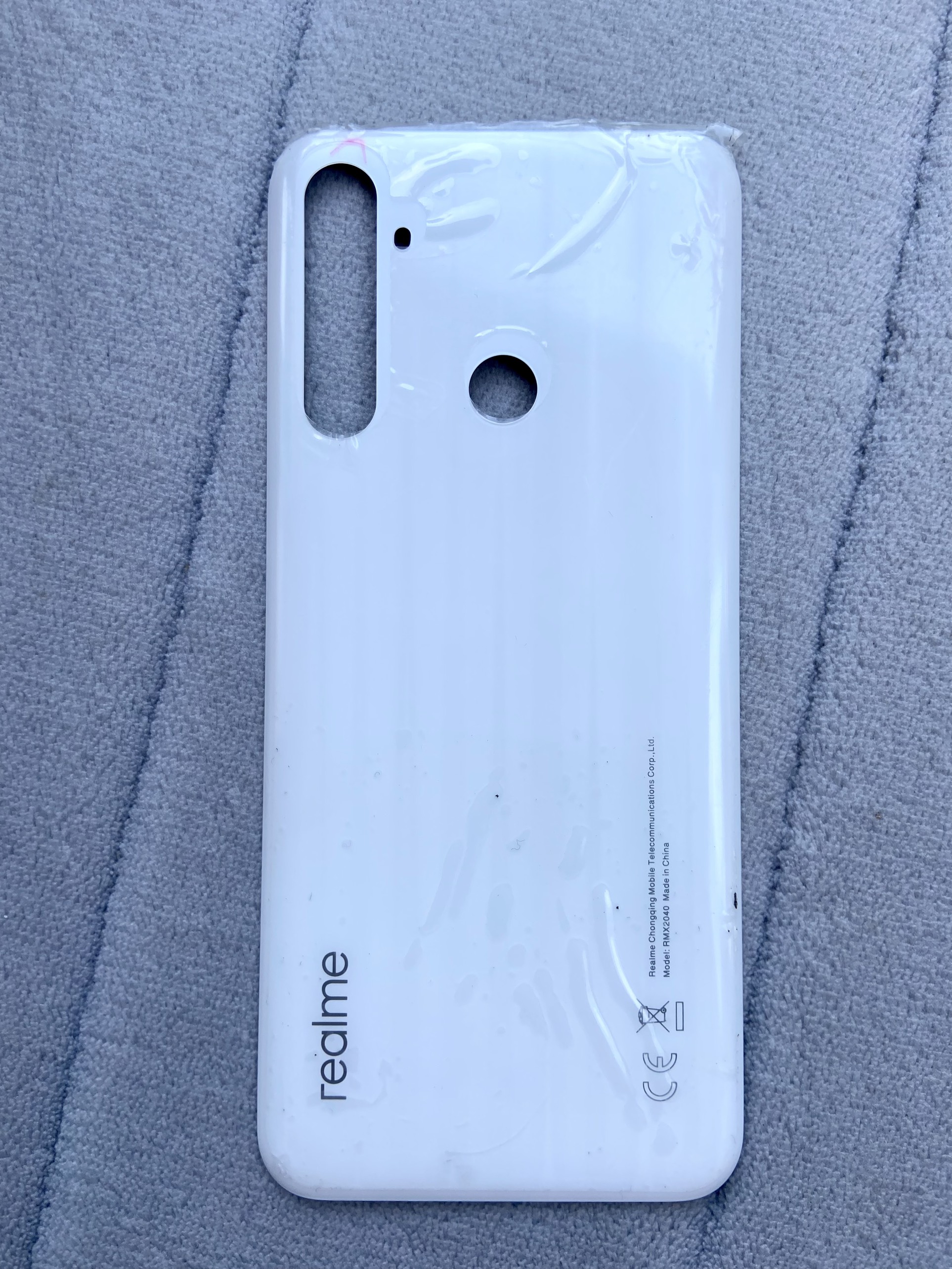 Nắp lưng Oppo Realme 6i mới (có sẵn 3 màu)