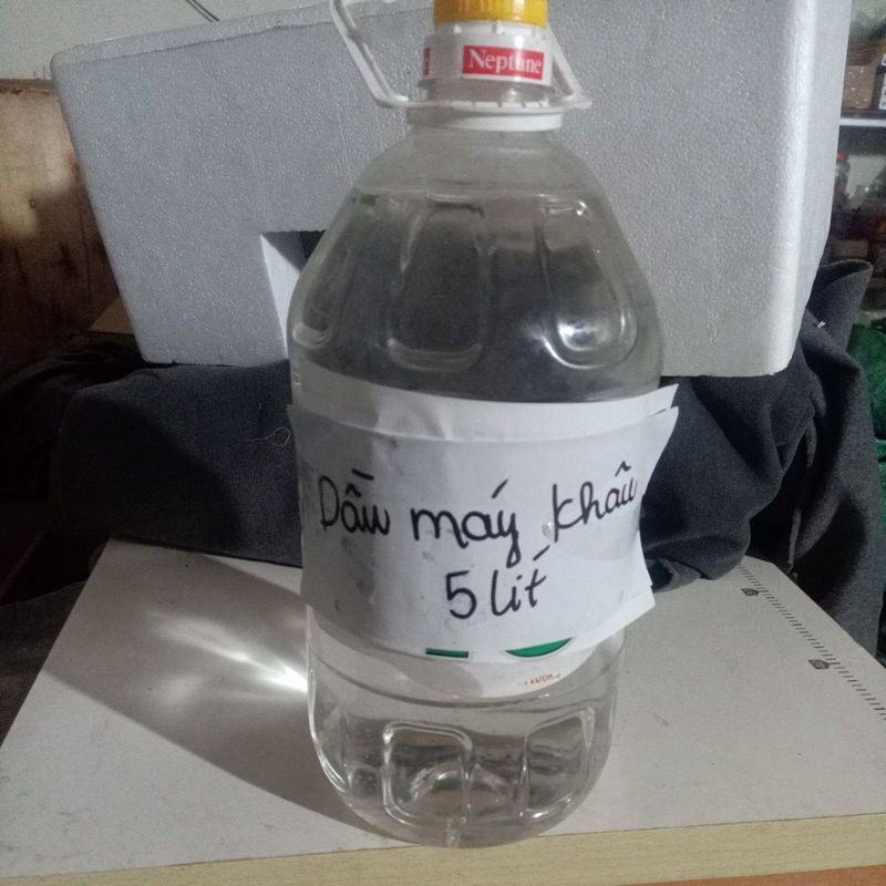 Dầu máy khâu can 5 lít