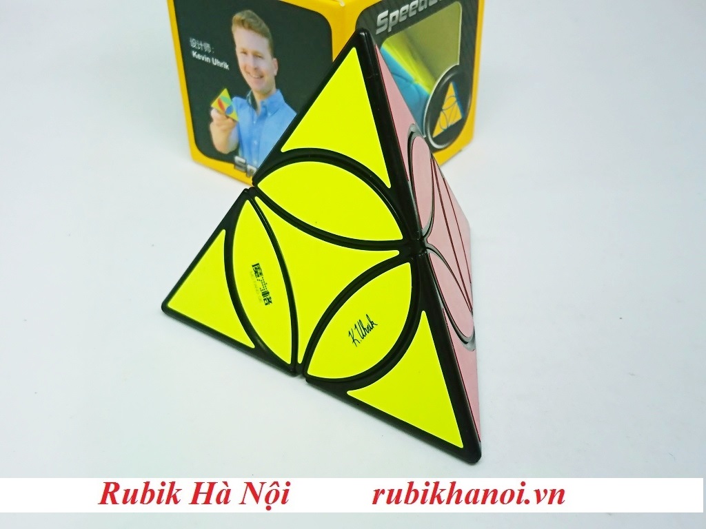 Rubik Qiyi Pyraminx Coin