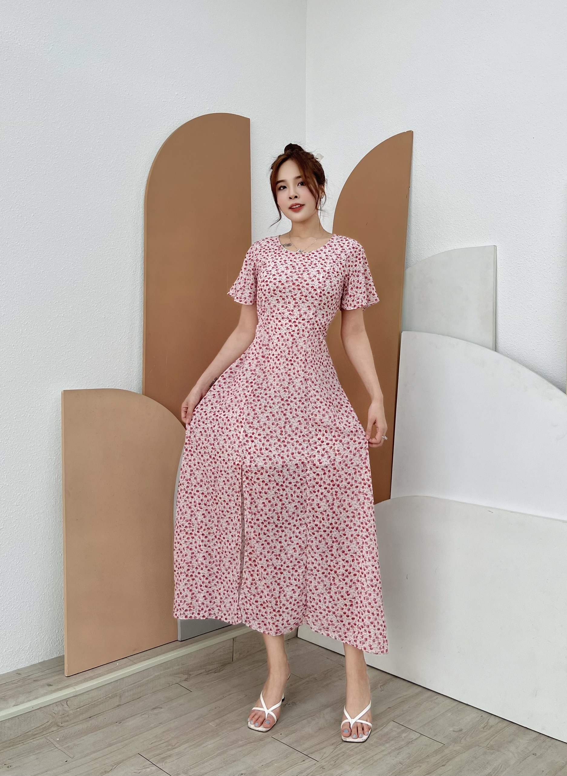 Maxi xẻ đùi hoa nhí cột eo Misa - MS0226