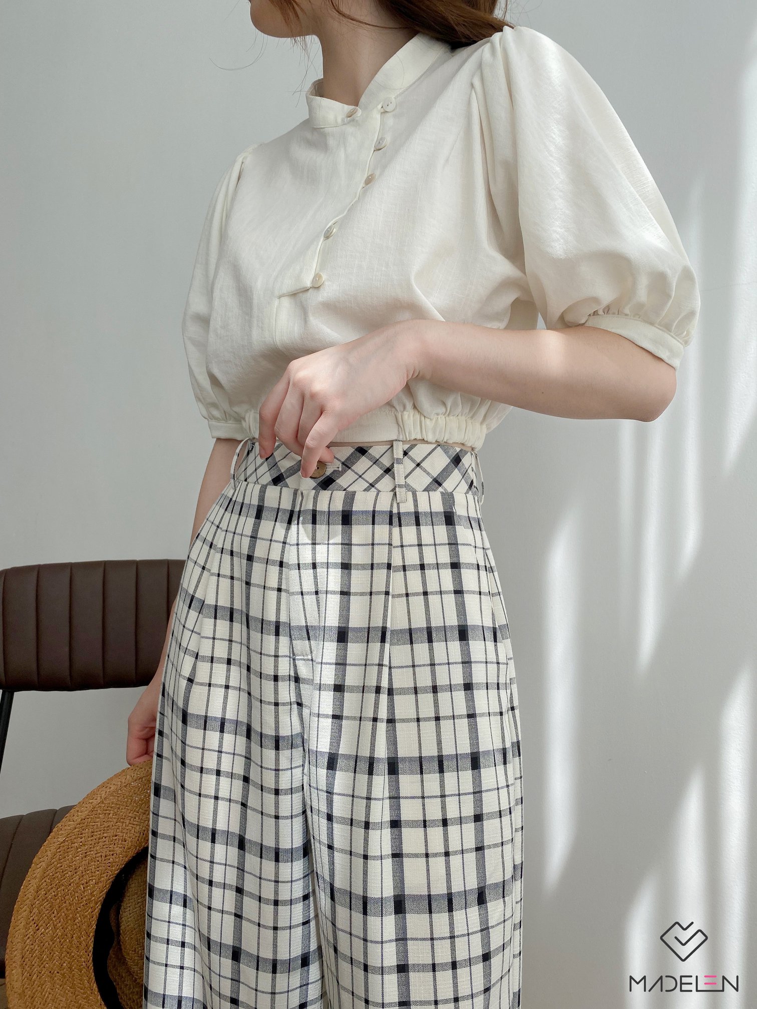Áo Cổ Tàu Bo Tay Trắng[Madelen]