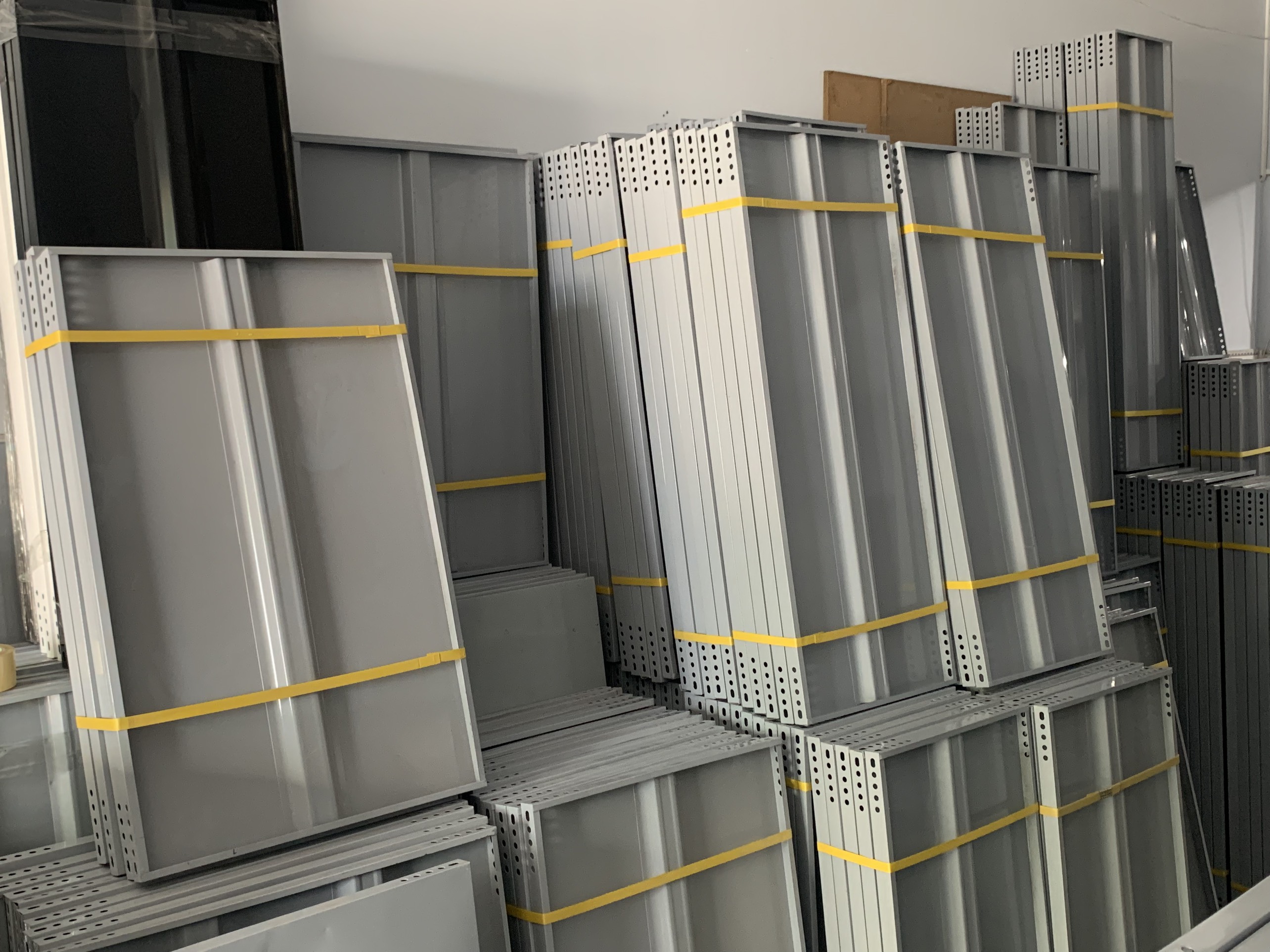 Mâm sắt 40 x 100cm, lắp ráp kệ sắt, kệ v lỗ..