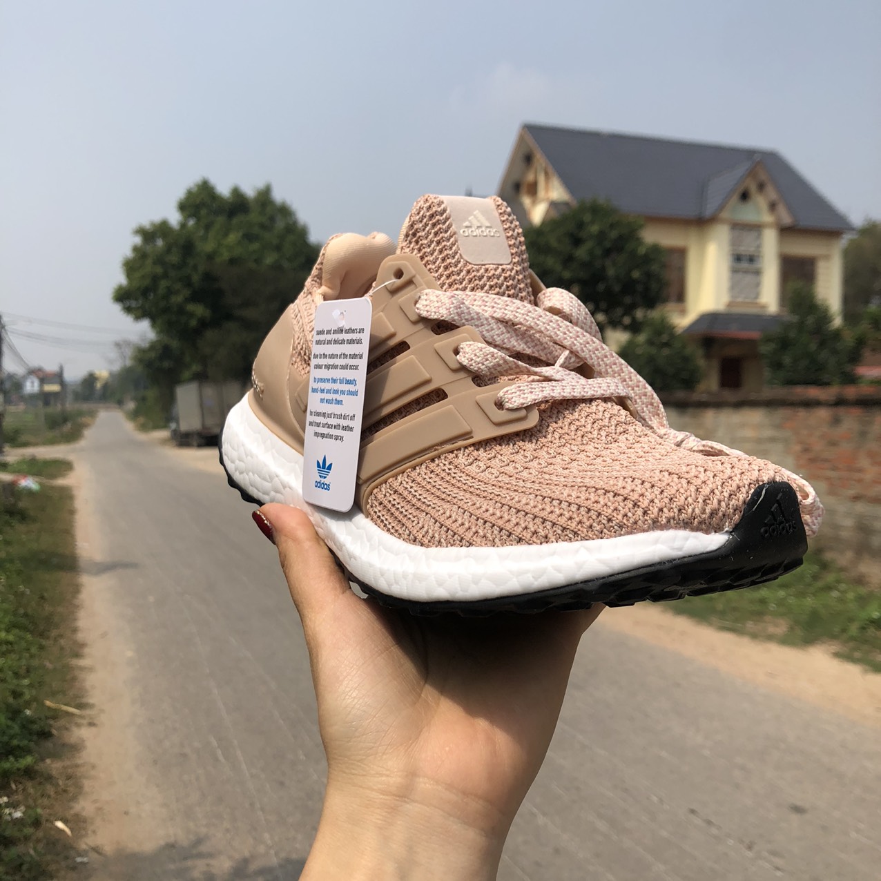 Giày Thể Thao Ultraboot Màu Hồng