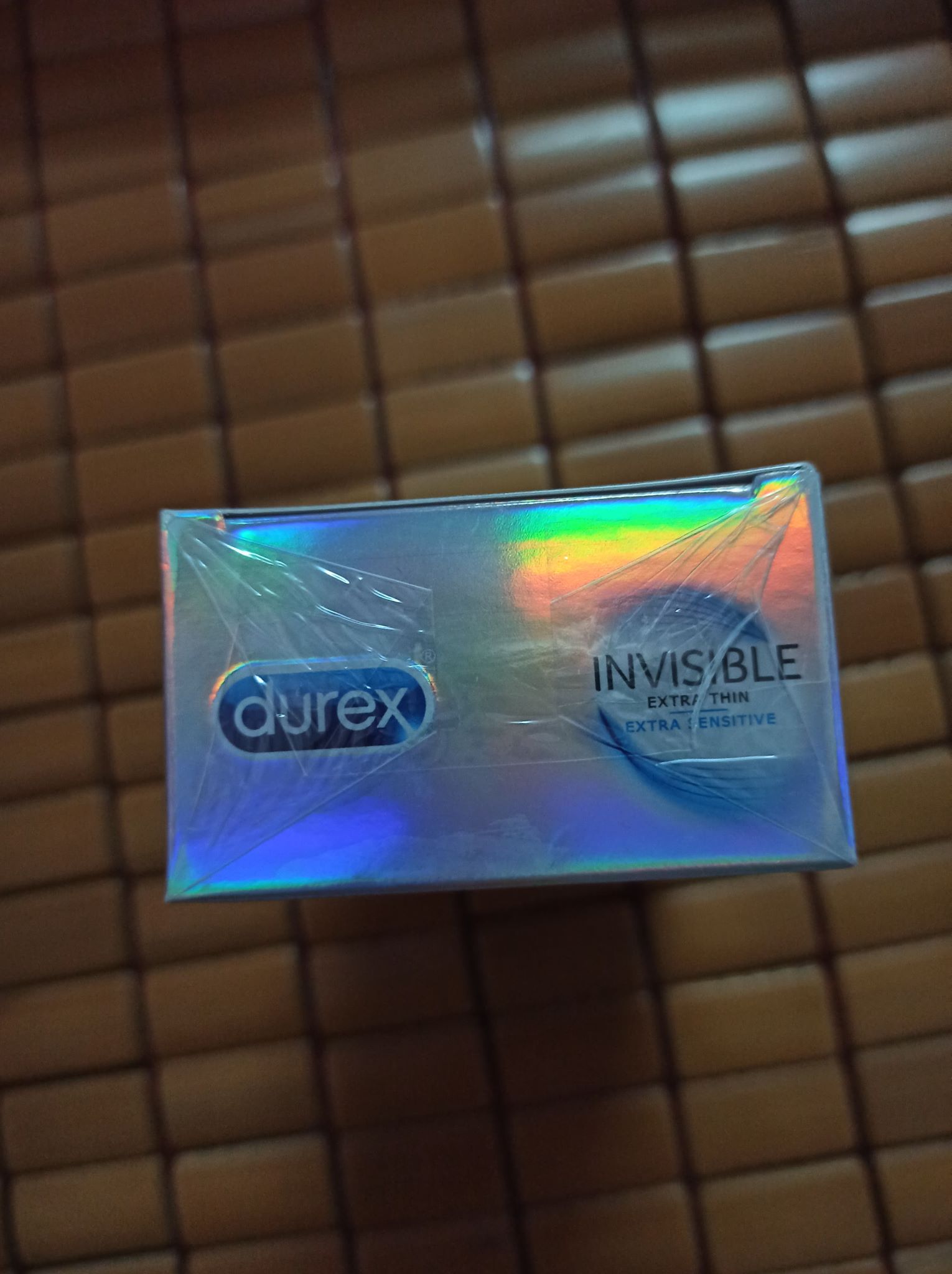 BỘ 3 HỘP DUREX INVISIBLE EXTRA THIN + GEL DUREX KY