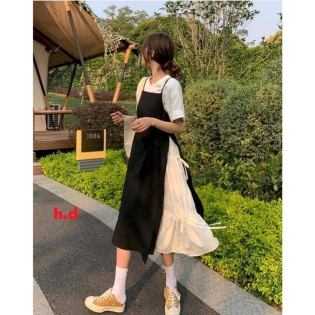 Sét váy yếm buộc eo + áo cotton cực xinh