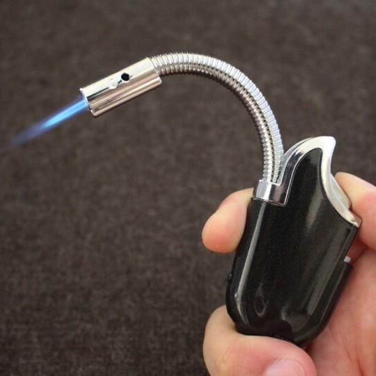 Hộp Quẹt Bật Lửa vòi khò có đèn pin