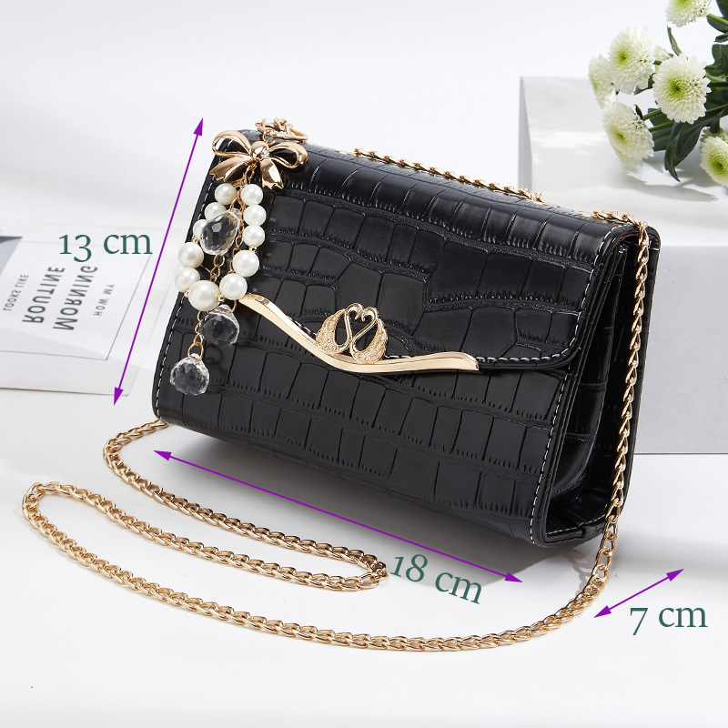 Túi Đeo Chéo Vân Cá Sấu T42 Đen