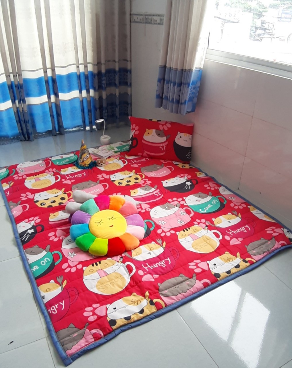 Topper Lót Nệm / Nệm Văn Phòng / Nệm Cuộn Trải Sàn Kiểu Nhật + Kèm 1 Áo Gối 40 x 60cm & Kèm Túi Đựng Tiện Dụng : Nhiều Mẫu (Sáng & Tối)