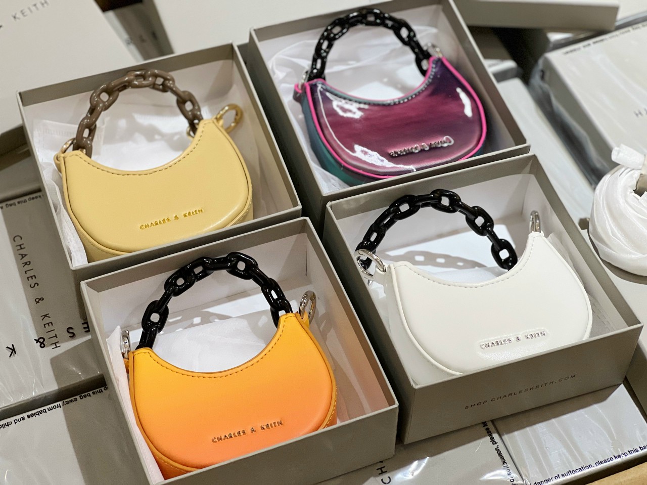 túi đeo chéo nữ Ck6-80701222 full box