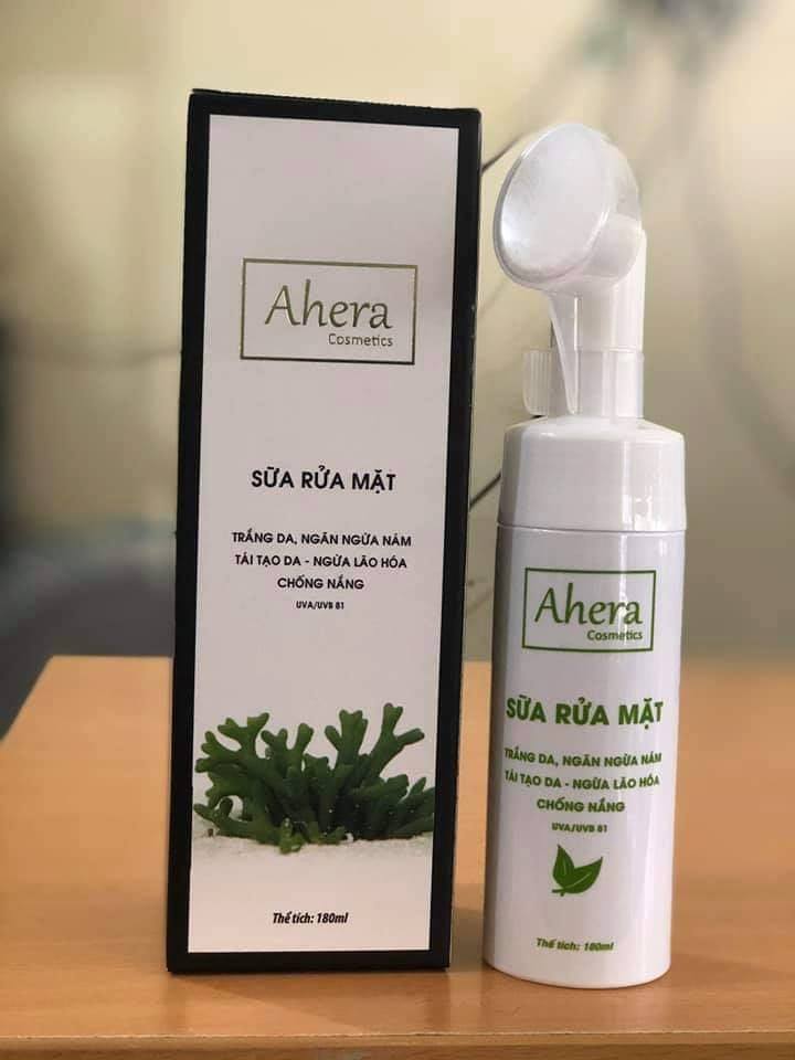 Sữa Rửa Mặt Đầu Cọ Silicon AHERA .