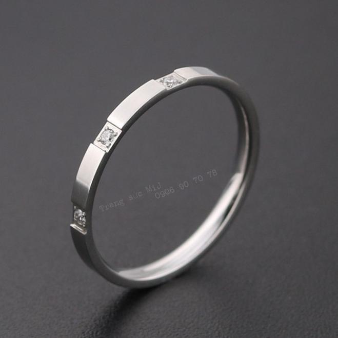 [GIÁ 1 CHIẾC] NHẪN TITAN ĐÍNH 3 ĐÁ MÀU TRẮNG