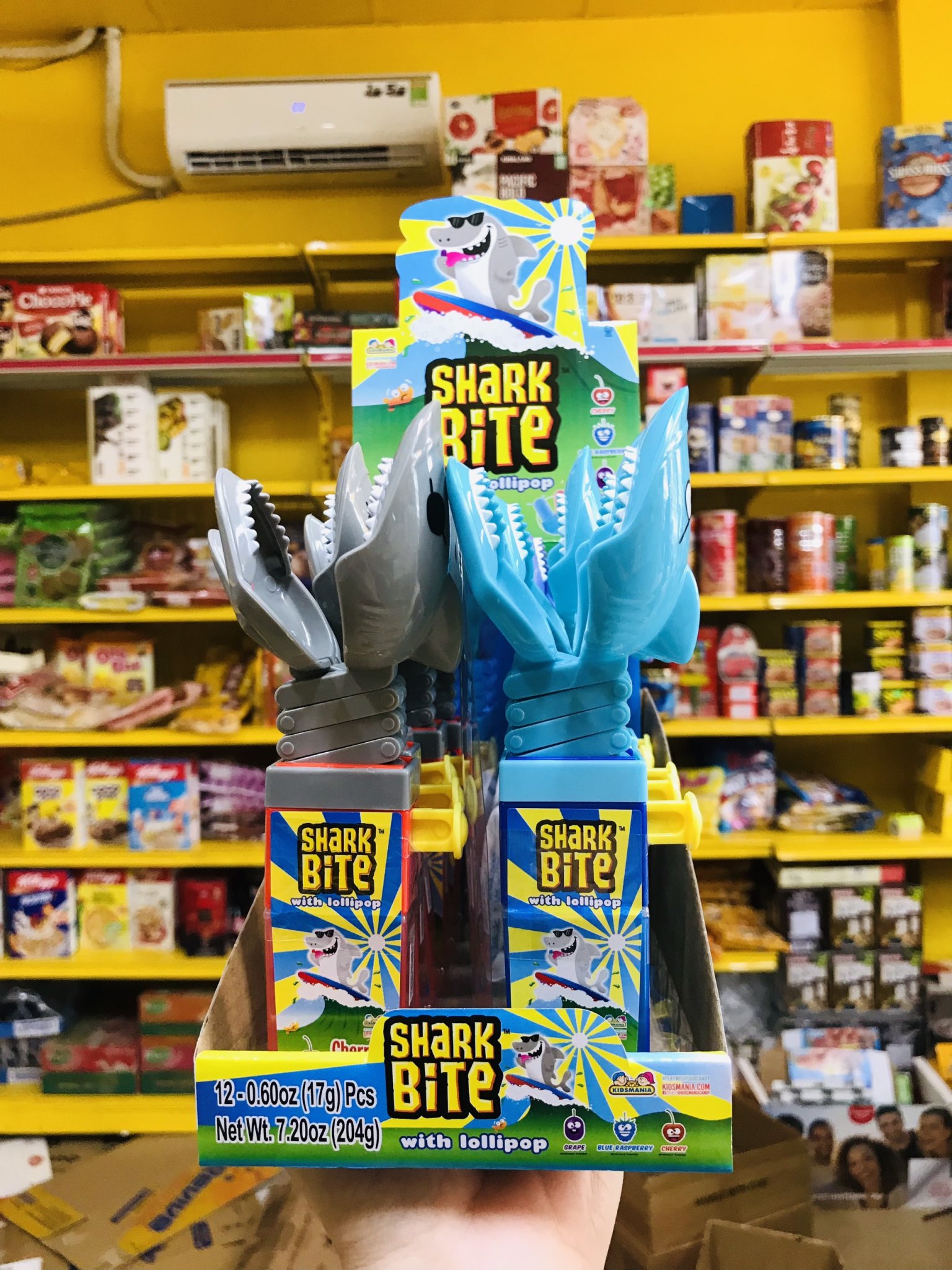 [SHARK BITE] Kẹo Đồ Chơi Cá Mập SHARK BITE Dành Cho Các Bé (Giao Mẫu Ngẫu Nhiên)
