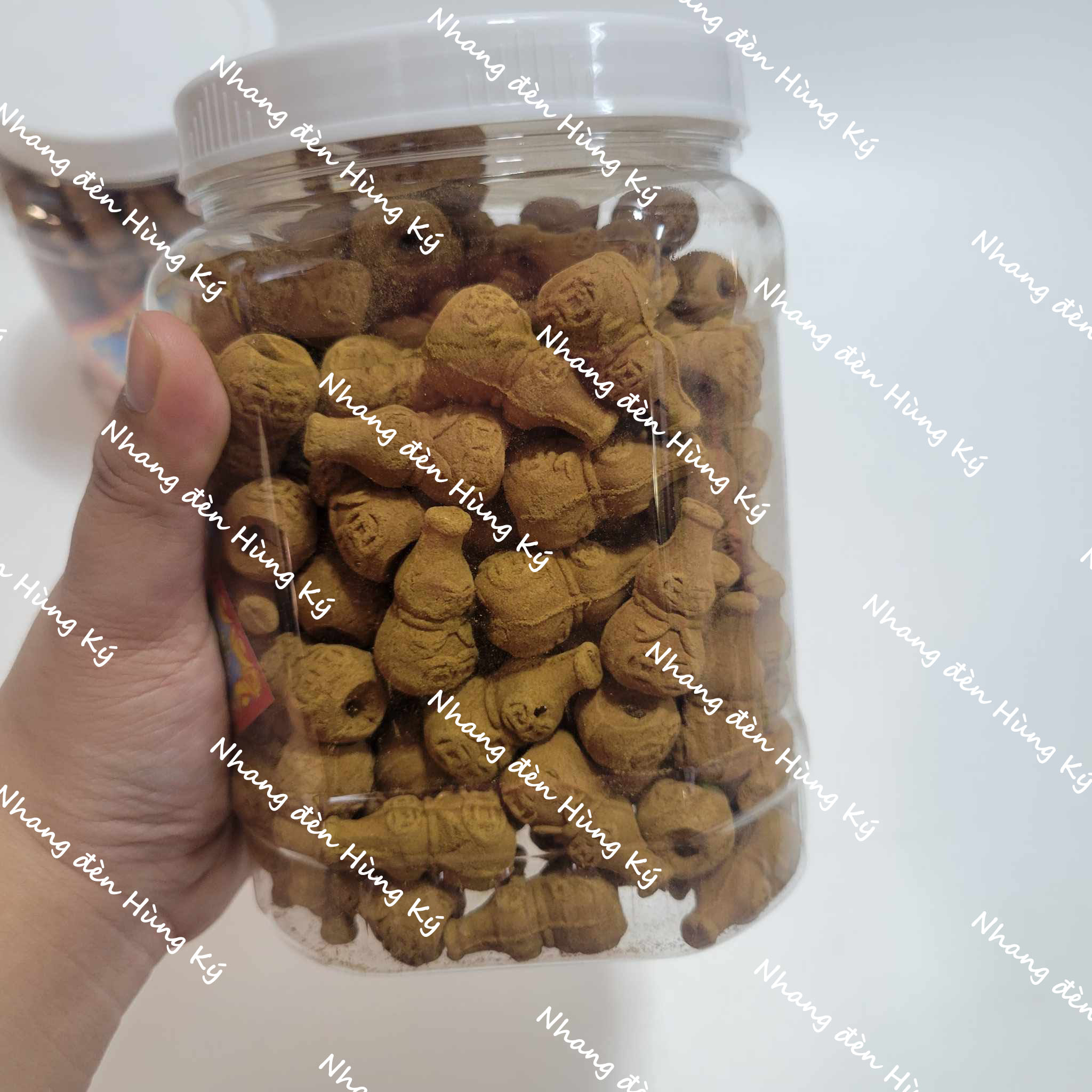 Nhang trầm cục hiệu ông địa dạng hủ