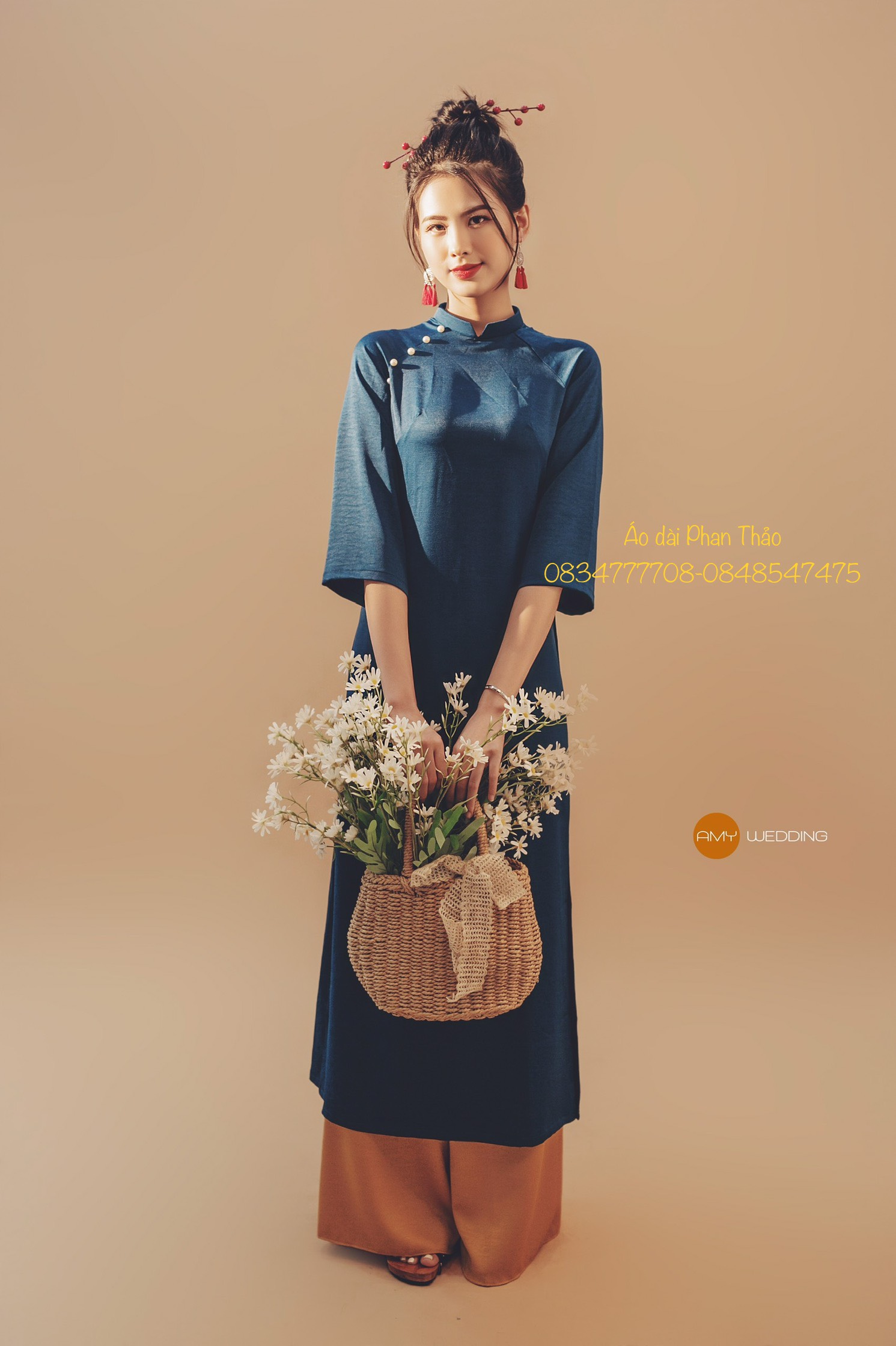 Áo cách tân màu xanh cốm