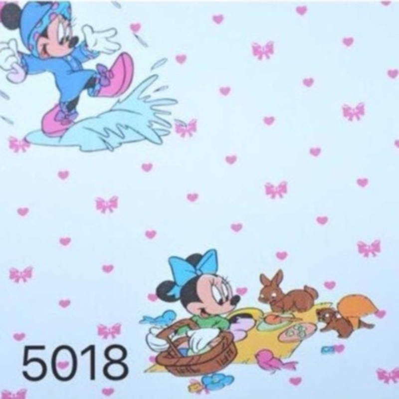 giấy dán tường sẵn keo chuột micky