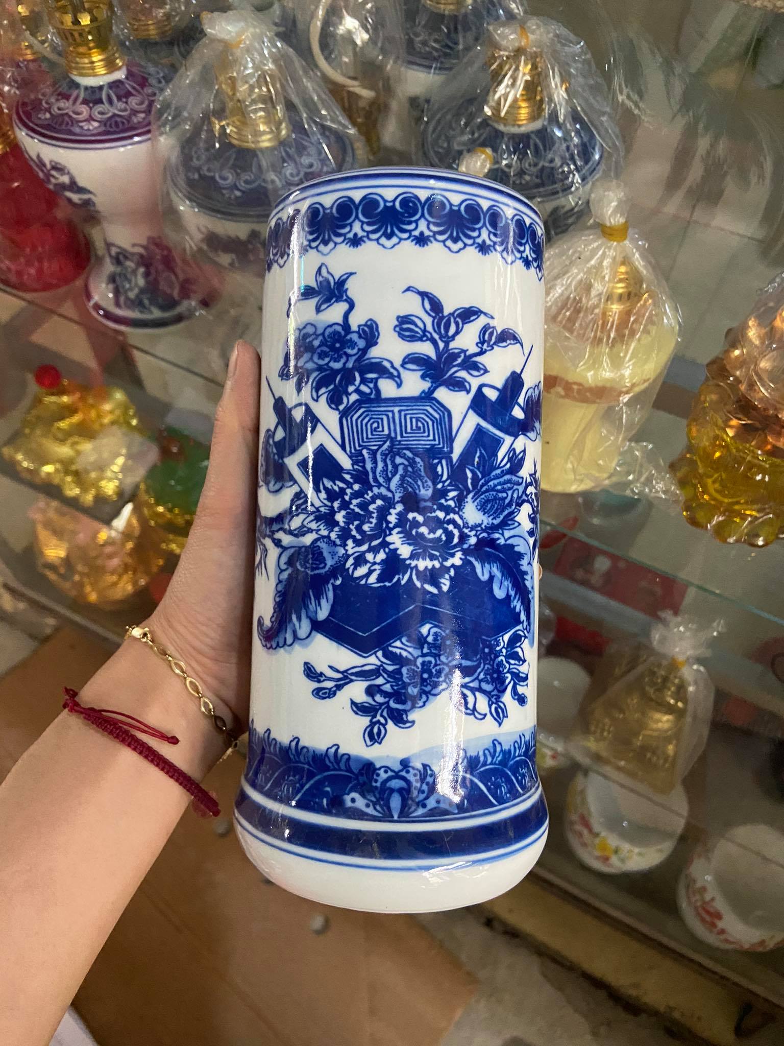 Ống cắm hương men trắng
