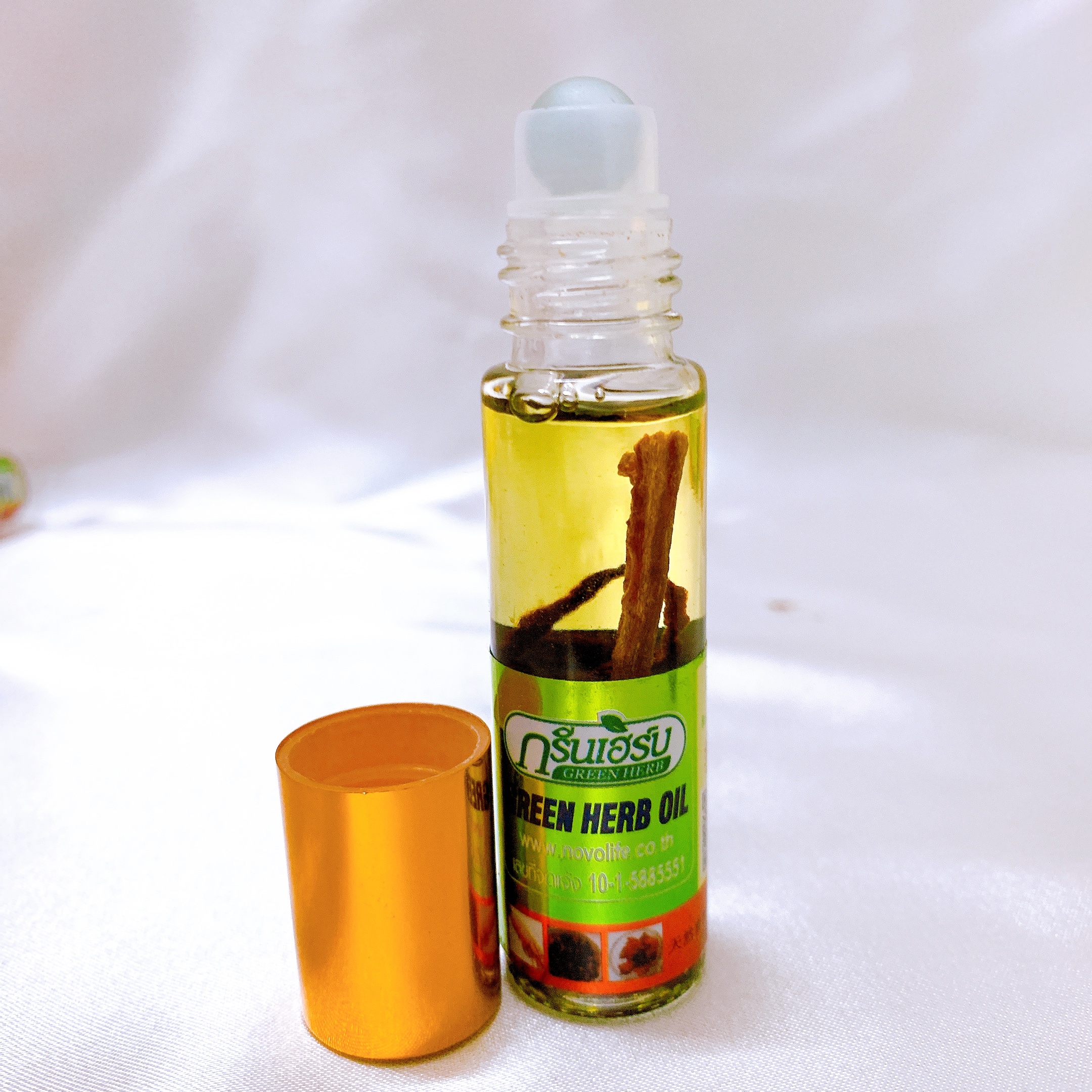 Dầu Lăn Sâm Green Herb Thái Lan 8ml-Hàng Nội Địa Thái Lan 100%