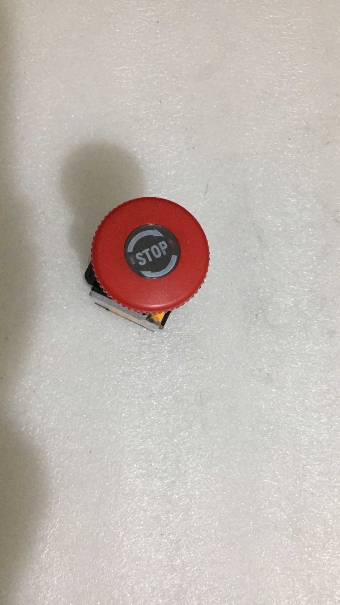 Nút dừng khẩn LA39-112S/STOP