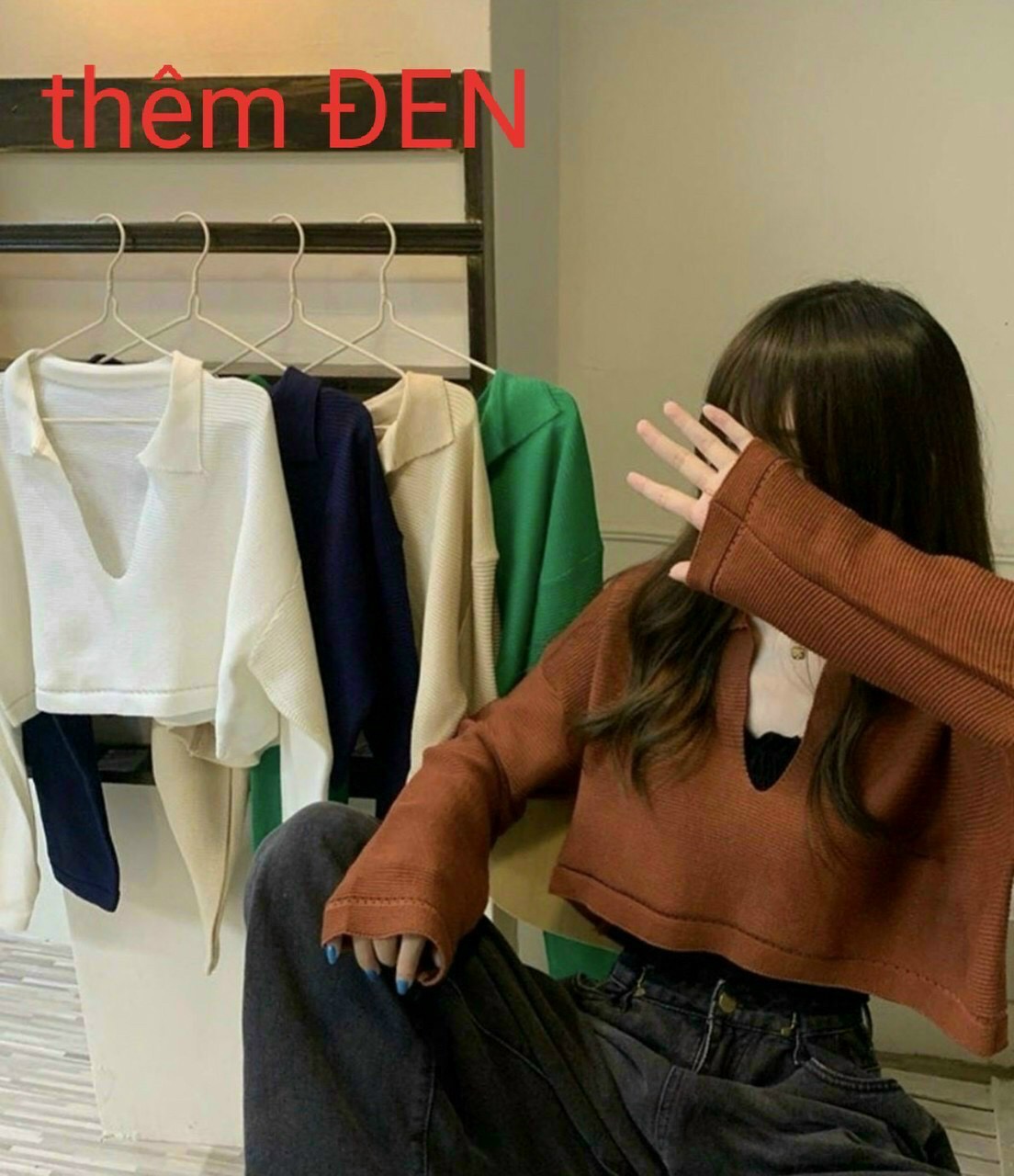 Áo thun croptop cổ trụ tay dài