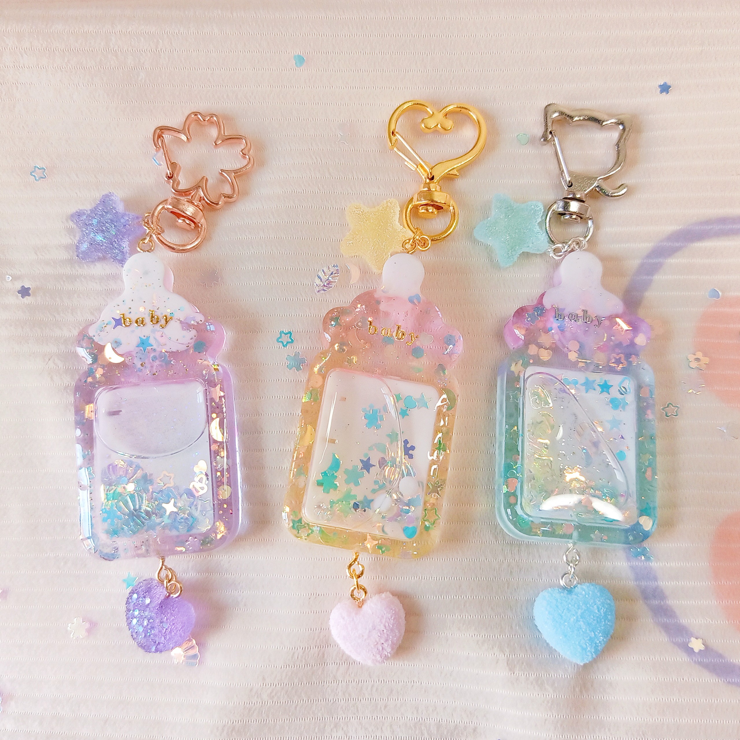 Móc khóa resin hình bình sữa (baby) handmade