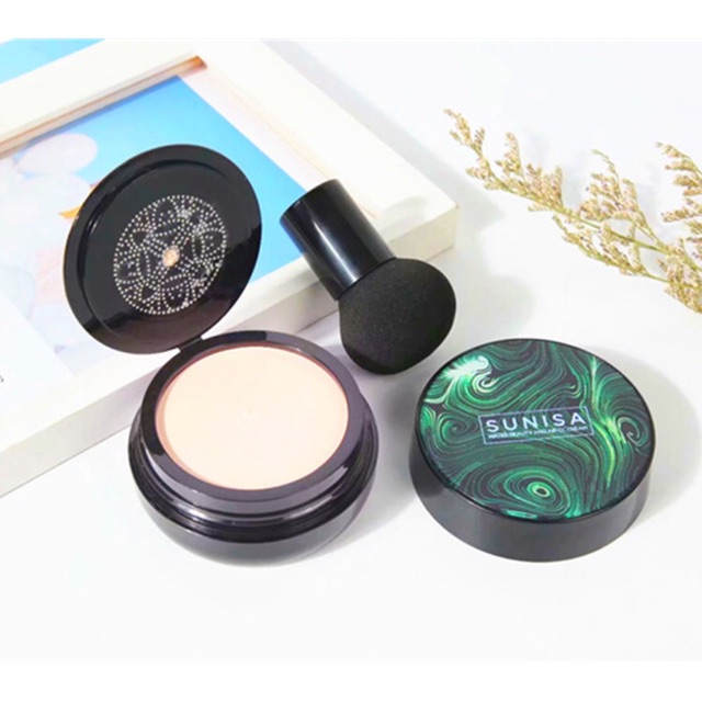 Phấn nước Sunisa kèm cọ mút tán kem