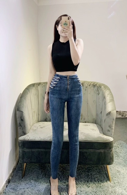 Quần bò đan dây