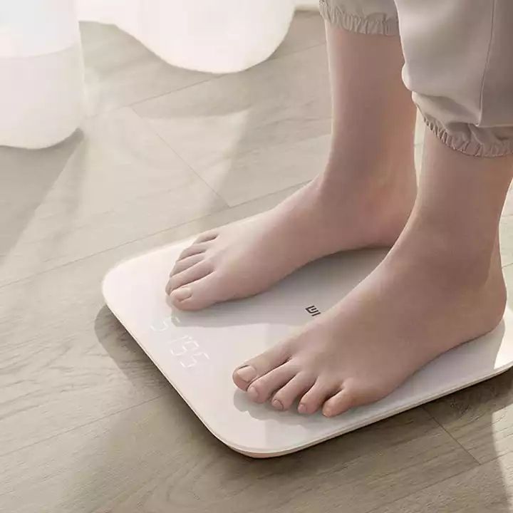 Cân điện tử body fat S40 miLife phân tích tỷ lệ mỡ, béo phì, lượng nước - Sạc bằng năng lượng mặt trời