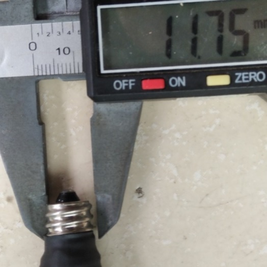 CHUYỂN ĐỔI ĐUÔI ĐÈN E14 SANG ĐUÔI E12