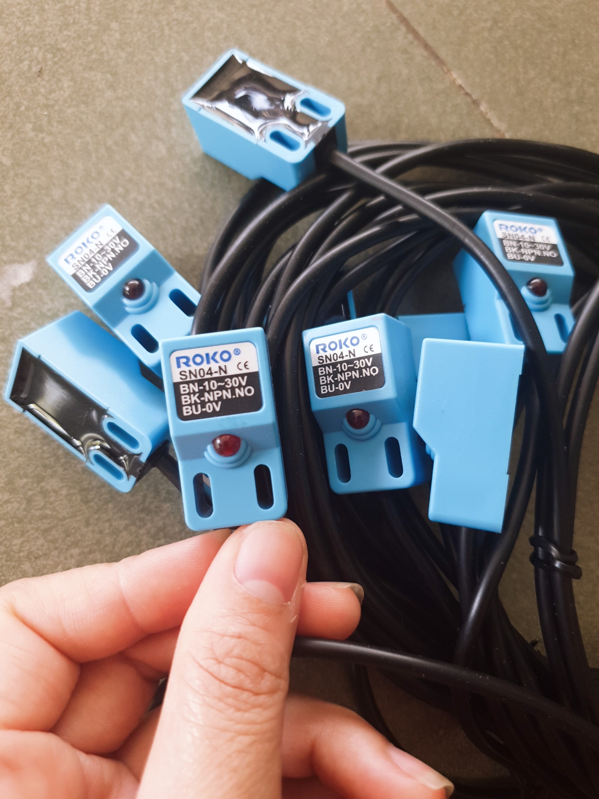[HCM] Cảm biến tiệm cận ROKO SN04-N