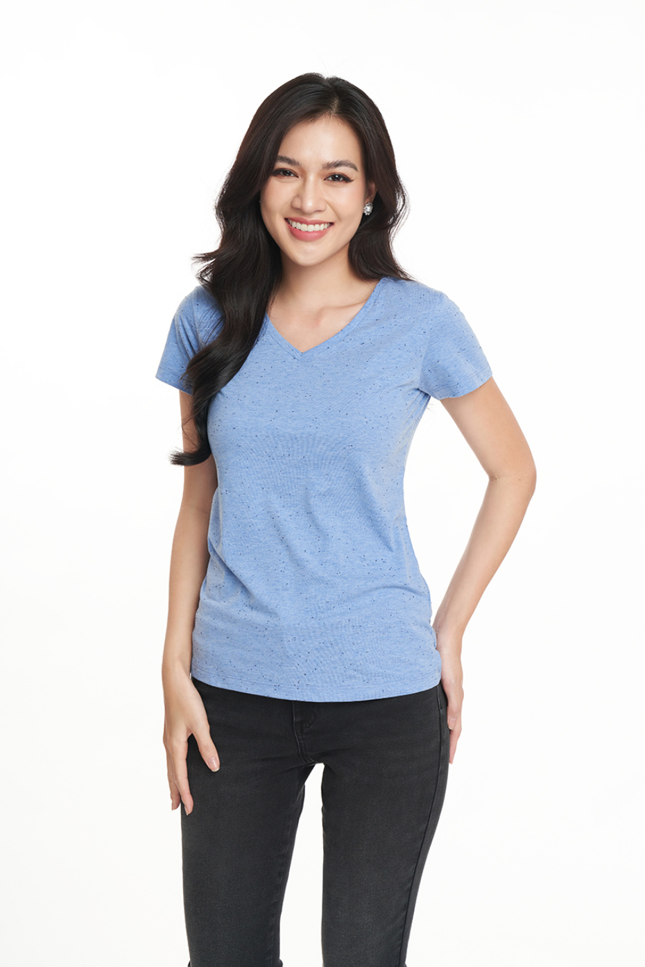 NINOMAXX Áo thun Basic Nữ tay ngắn cổ tim 1801012