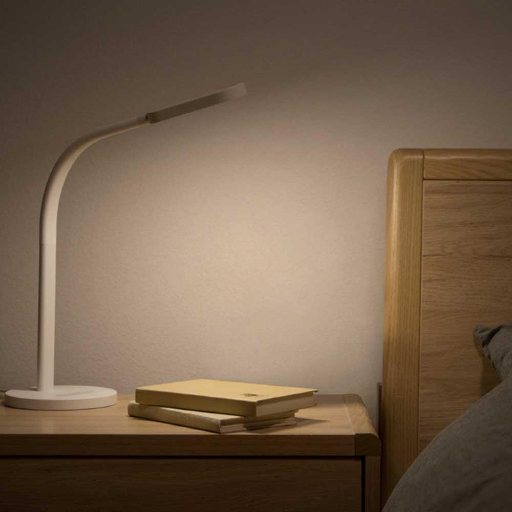 Đèn LED để bàn thông minh Yeelight Xiaomi có pin - 2000mAh