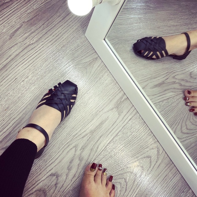 GIÀY SANDAL ĐẾ BỆT QUAI ĐAN MỎ VUÔNG