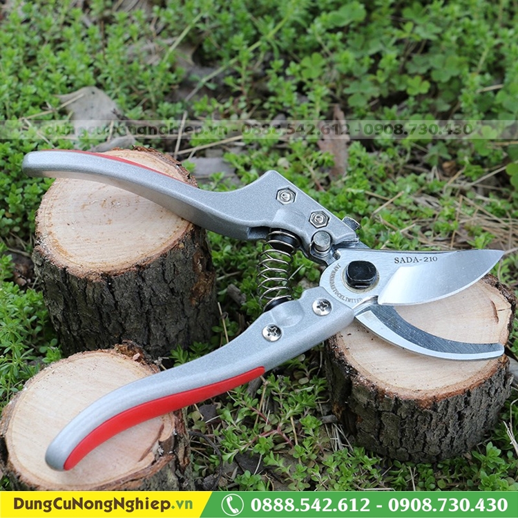 Kéo cắt tỉa cành Sada - 210