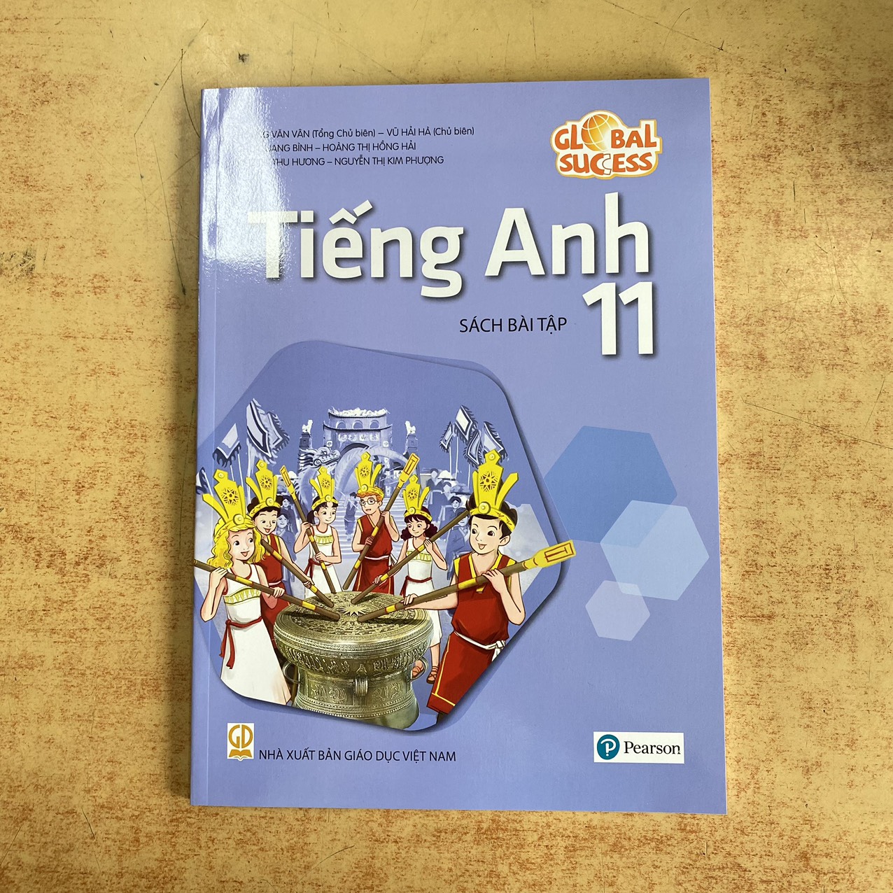 Tiếng Anh 11 SBT