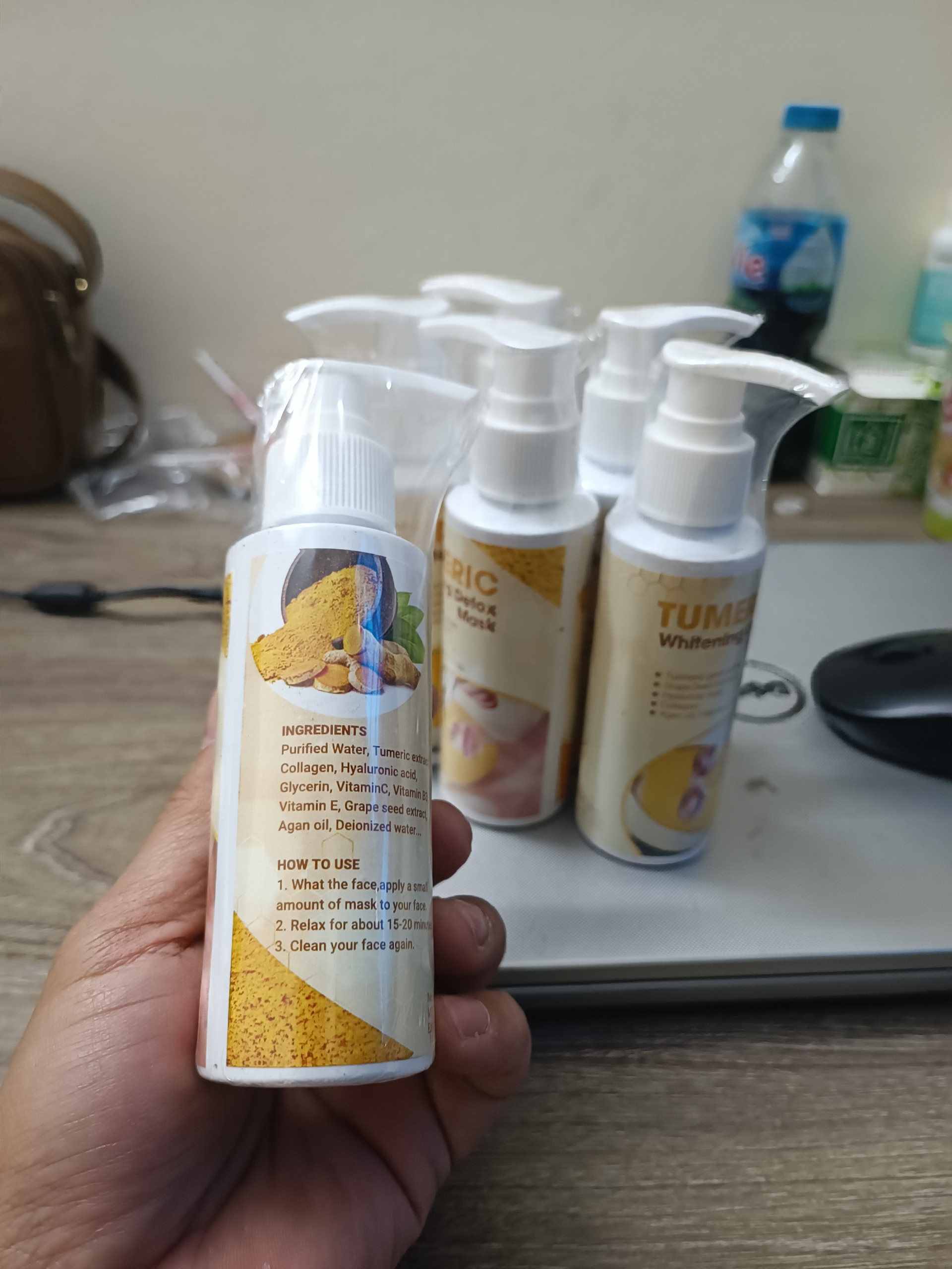 Mặt nạ tảo xoắn sủi bọt thải độc tố da