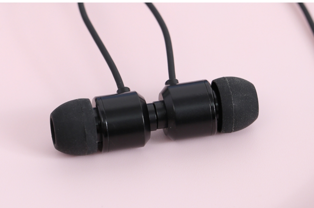 (Fullbox) Tai nghe Bluetooth Roman Z6000s mới 100%