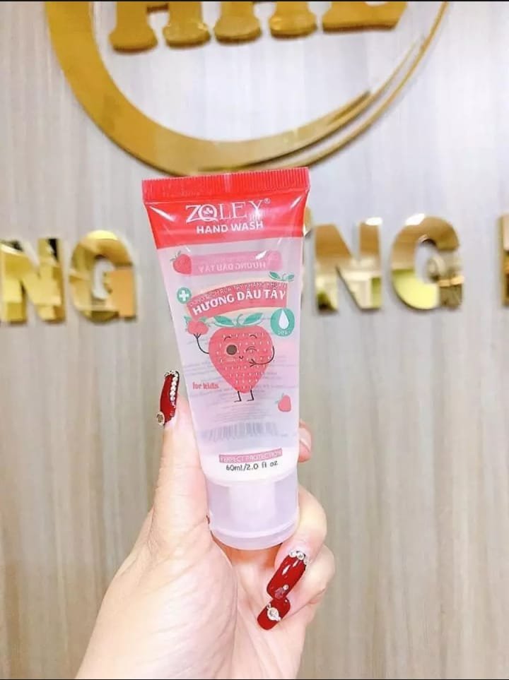 Gel Rửa Tay Khô Zoley hương Dâu - gel rửa tay chính hãng 100%