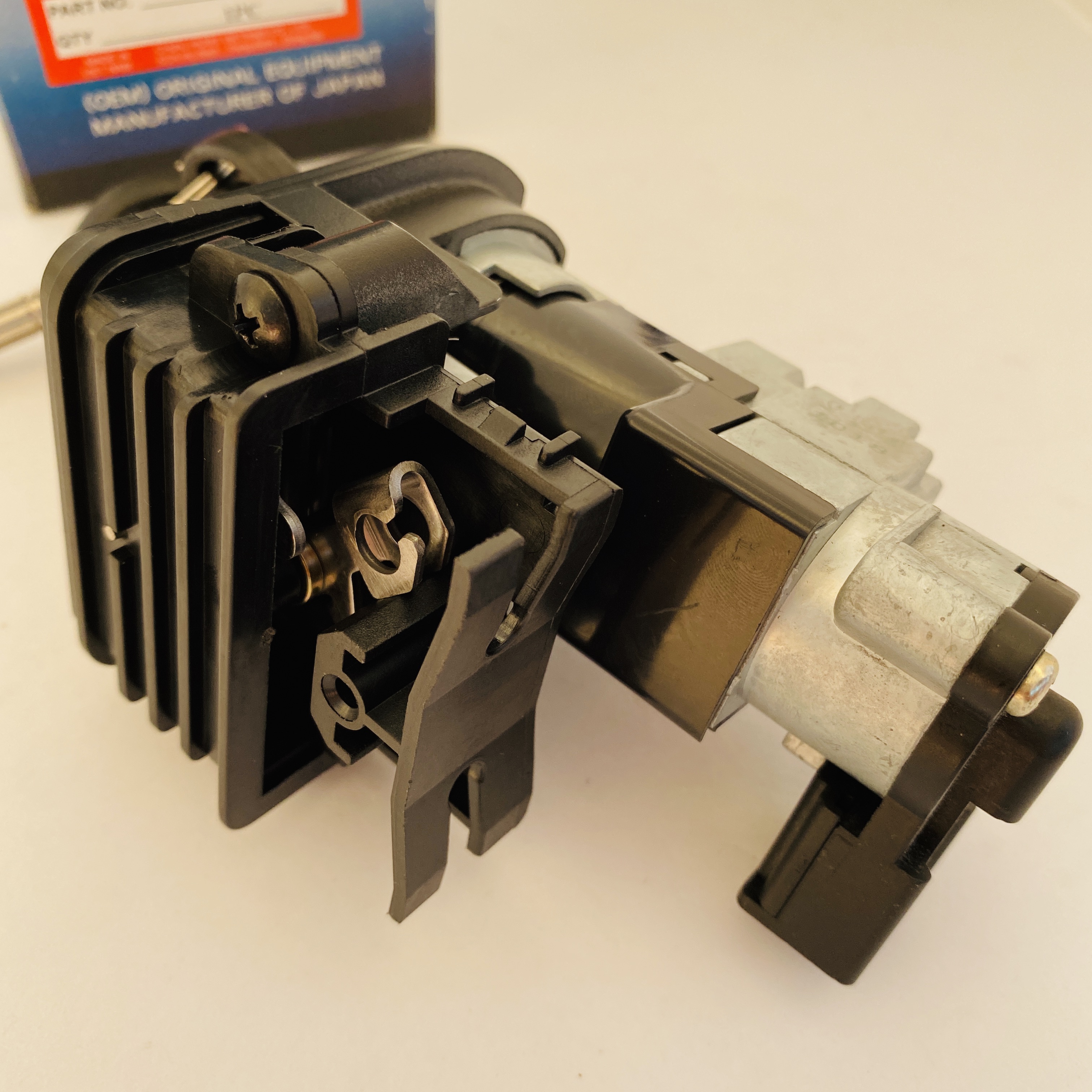 Ổ Khóa Từ 8 cạnh Honda Vision 2016