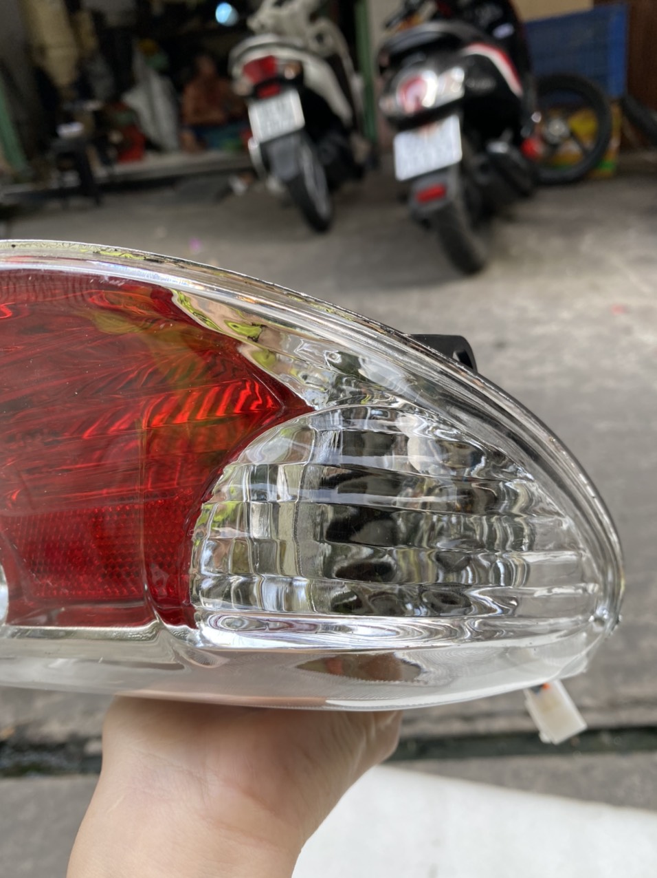 ĐÈN HẬU ( ĐÈN LÁI ) DÀNH CHO XE JUPITER V