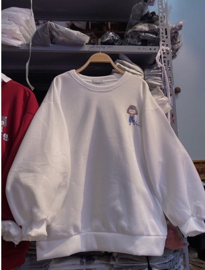 Áo sweater nỉ họa tiết cô gái và cún con (trọng lượng từ 38 kg trở lên )