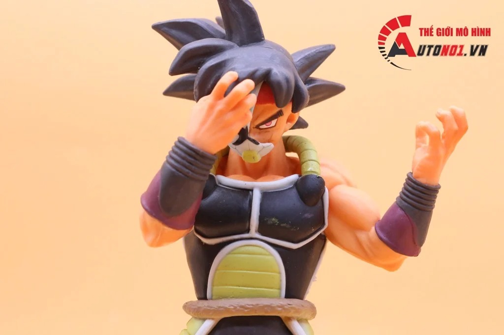 MÔ HÌNH NHÂN VẬT DRAGONBALL BARDOCK 22CM 7087