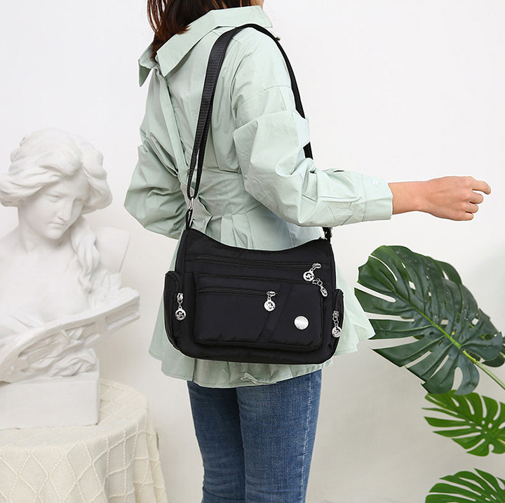 Túi đeo chéo nữ vải dù chống thấm nước size 28cm