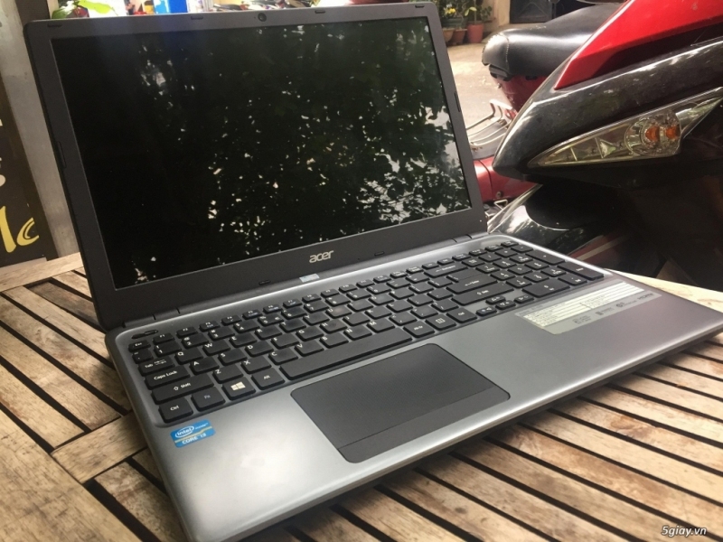 Acer Aspire E1-570 Core i3 3217U Ram 4G HDD 500G 15.6inch