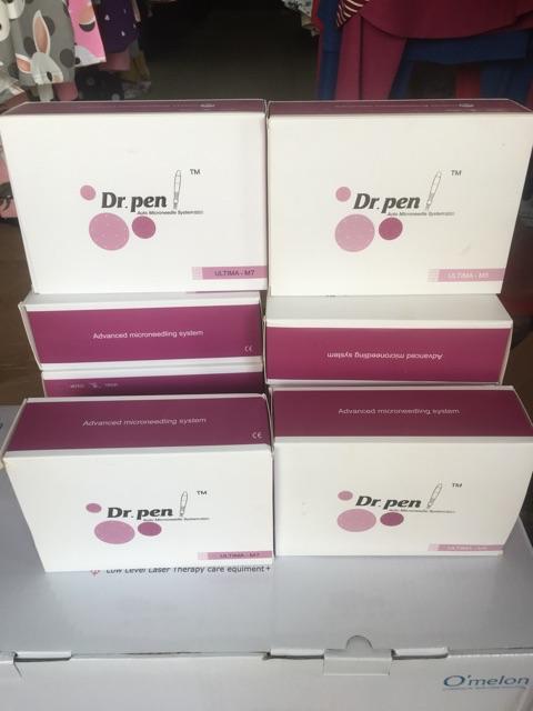 Máy Lăn đầu tù Cấy Phấn Dr Pen M5 [Tích Điện]