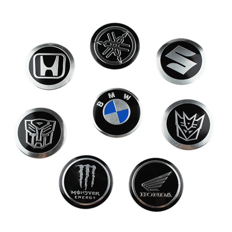 Miếng dán kim loại logo YAMAHA ( viền bạc ) 5.5cm