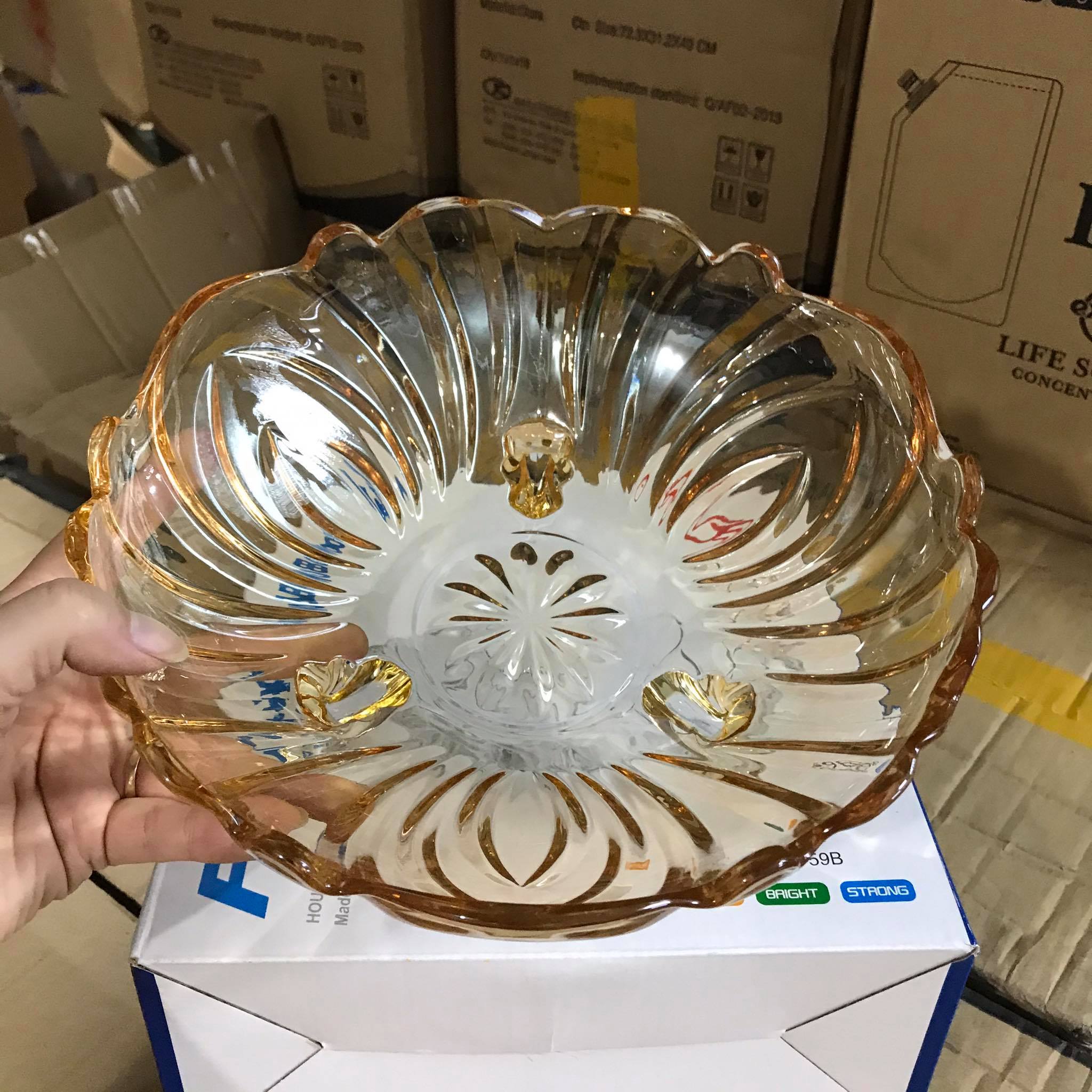 ĐĨA TRÁI CÂY THỦY TINH 3 CHÂN ĐỰNG HOA QUẢ