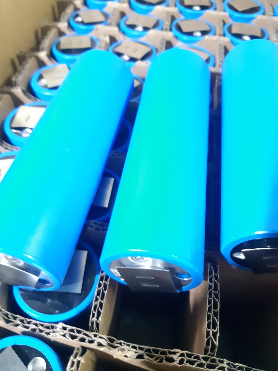 Pin Lithium Lifepo4 EVE 3.2v 20ah