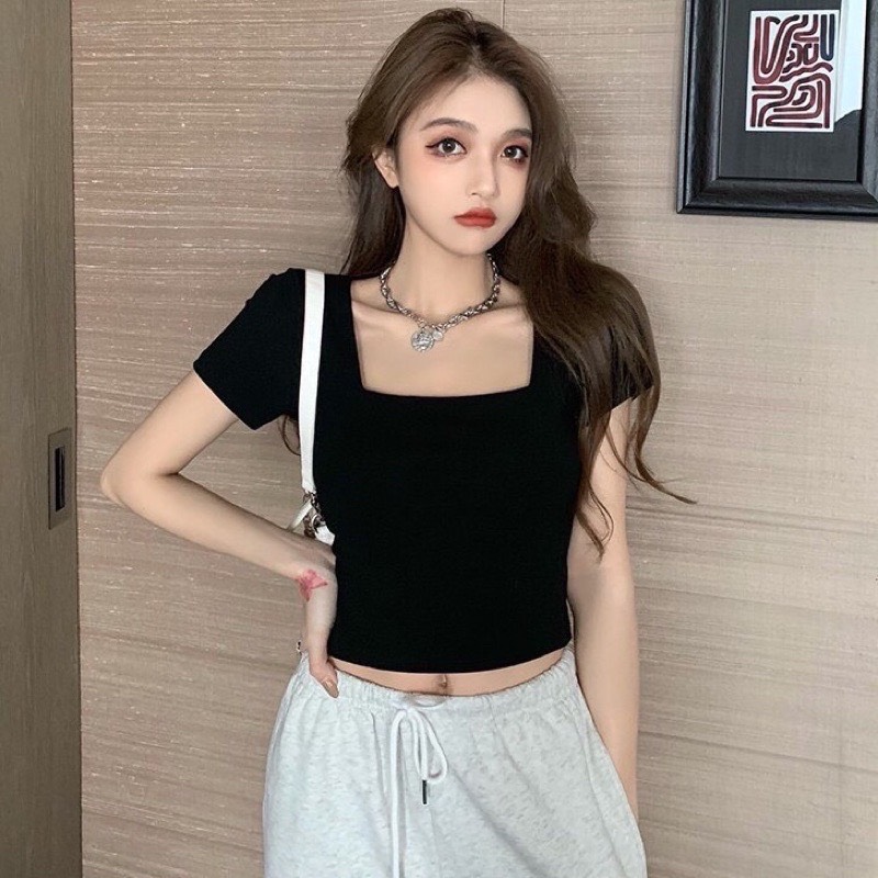Áo thun croptop cổ vuông tay ngắn basic